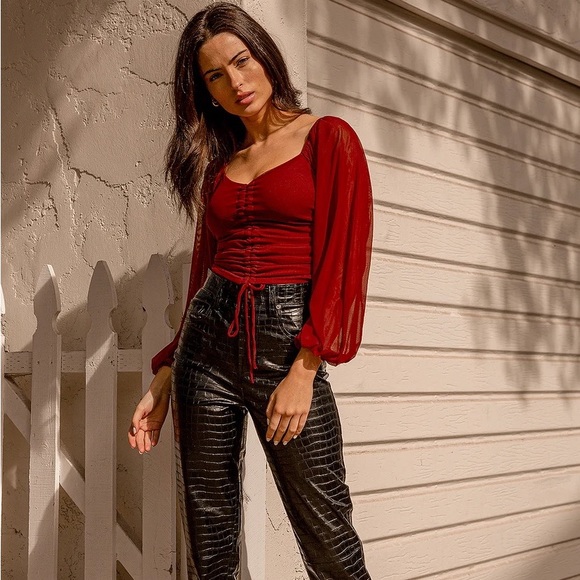 Lulus completely charmed long sleeve crop NWT - Picture 5 of 8